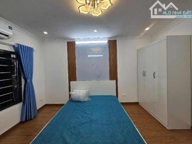 Bán Nhà Khương Trung - Thanh Xuân , DT 30m2 , Giá hơn 5 tỷ , Full nội thất , Nhà Thoáng - 2