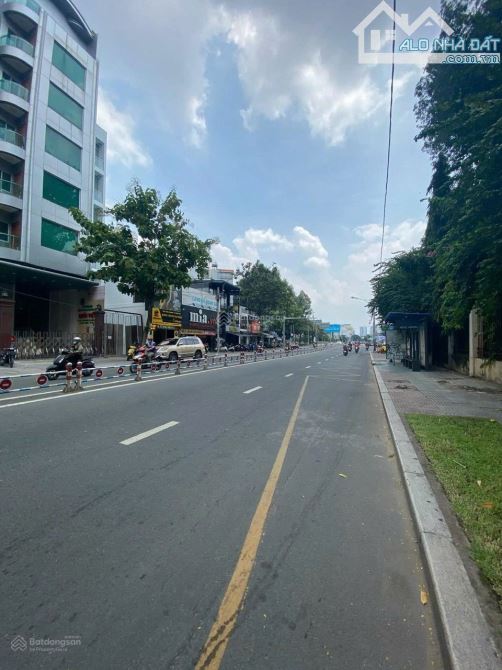 Bán Tòa Nhà 2A1 - 2A2 Nguyễn Thị Minh Khai, Phường Đakao, Quận 1. 1 Hầm + 7 Tầng - 3