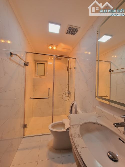 Bán gấp nhà ĐẶNG THÙY TRÂM, CẦU GIẤY, 55m Đất, Mt 4m, OTO, Kinh Doanh,  15 tỷ. - 3