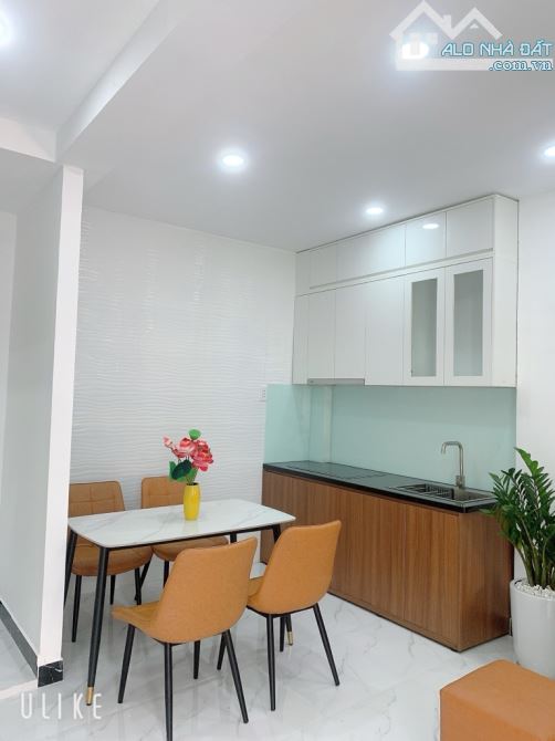 Bán nhà 1/ mới xây 2 tầng BTCT đường Nguyễn Chí Thanh phường 2 quận 10 - 3