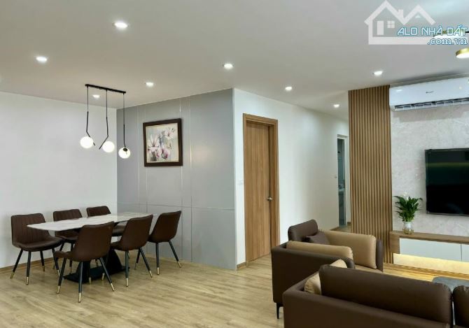 Anh em cần bán nhanh căn chung cư 117m,  3 ngủ, 2wc, full nội thất chỉ 5,6 tỷ - 3