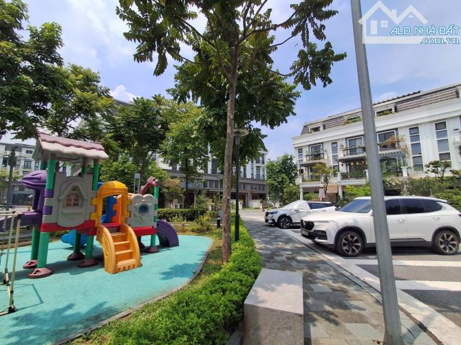 CẦN BÁN SERI BT LK KĐT MỚI Hà Nội Garden City THẠCH BÀN, LONG BIÊN. 23 ĐẾN 30 TỶ. - 4