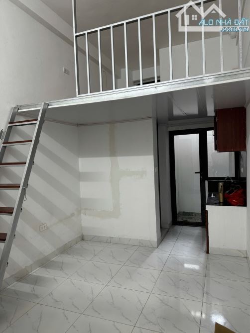 Phố Vạn Phúc. Căn hộ dịch vụ 76m5*5T*18 phòng khép kín. Doanh thu 80 triệu tháng - 4