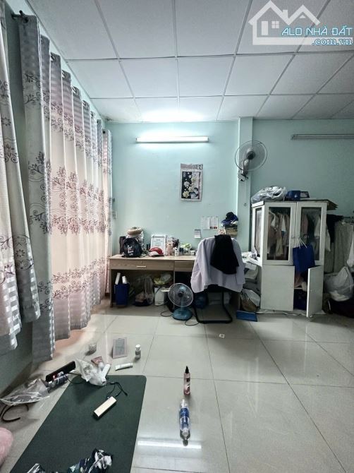 LÊ VĂN SỸ - HẺM Ô TÔ TRÁNH - Ô TÔ NGỦ TRONG NHÀ - 40M2 CÔNG NHẬN - 6,5 TỶ - 4