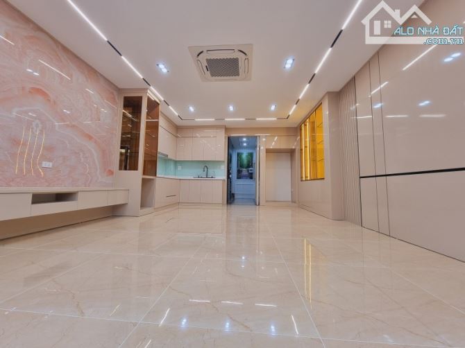 Bán gấp nhà ĐẶNG THÙY TRÂM, CẦU GIẤY, 55m Đất, Mt 4m, OTO, Kinh Doanh,  15 tỷ. - 5