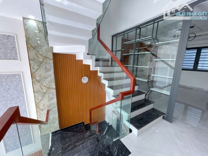 Bán Nhà Mới Hẻm Xe Hơi 1/ Đường Lê Văn Quới DT: 4x13m Nhà 4.5 Tấm Giá: 8.3 Tỷ Thương Lượng - 5