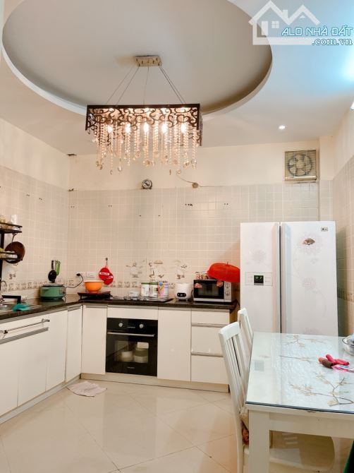 BÁN NHÀ TRƯỜNG CHINH - LÔ GÓC DIỆN - TÍCH RỘNG, ÔTÔ  CÁCH PHỐ 50M. DT 95M, 4 TẦNG, 18.5 TỶ - 5