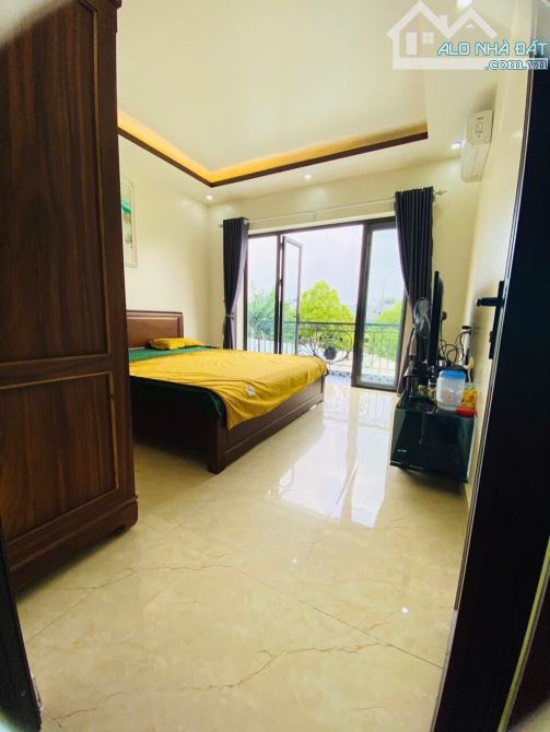 Bán Nhà 4 Tầng độc lập TĐC điểm 3 Mai Trung Thứ Hải An hải phòng oto vào nhà, giá 5.38 tỷ - 6