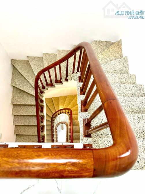 BÁN NHÀ TAM TRINH, DT 60.3M x 4 TẦNG, MT 3.48M, NHỈNH 8 TỶ, VỊ TRÍ SIÊU ĐẸP, NGÕ THÔNG - 8