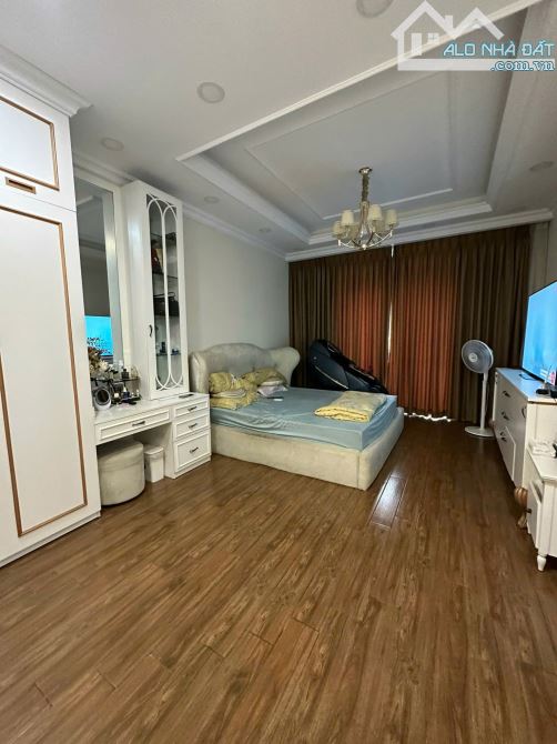 Mặt Tiền Lý Văn Phức Quận 1 Nhà 4 Tầng 8 Phòng Có Thang Máy Giá 29 Tỷ - 8