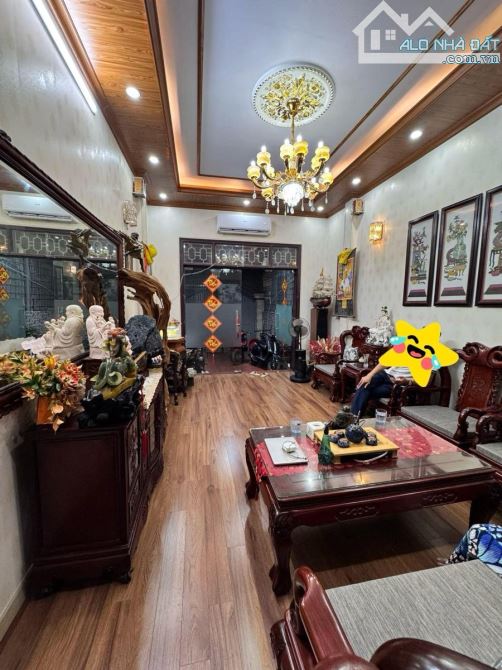 GẦN MP XUÂN LA TÂY HỒ KHU VỰC VIP Ô TÔ KINH DOANH NHÀ 3T LONH LANH 100M2 MT 4.5M 20 TỶ.