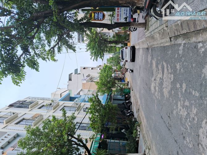 Bán gấp lô đất MT đường 5m5 sát Dương Đình Nghệ, ngay bãi tắm Phạm Văn Đồng, DT 80m2