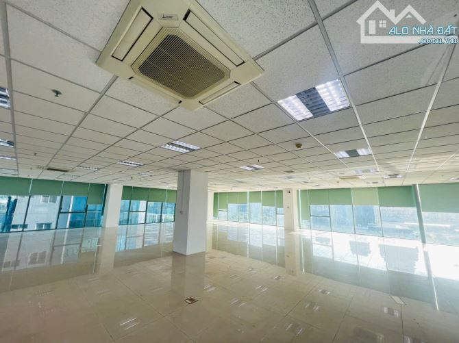 Cđt tòa Mitec, Dương Đình Nghệ cần cho thuê ngay 170-300m2 Văn phòng đẹp Giá rẻ