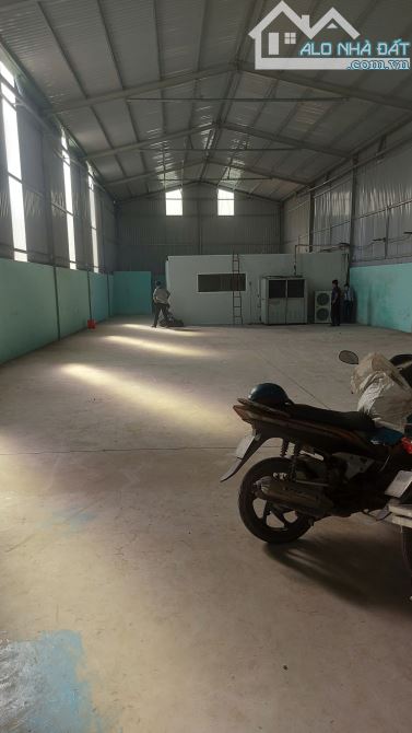 Cho thuê kho xưởng 500m2 giá rẻ 20tr ở phường Bình Chuẩn, TP Thuận An, Bình Dương