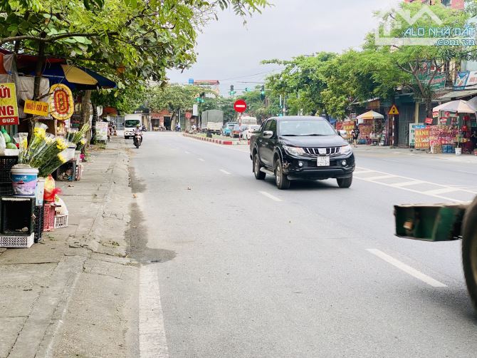 Căn nhà mặt đường vỉa hè rộng ngay Ngã 4 Gia Lễ Đông Hưng TP Thái Bình chỉ hơn 3 tỷ