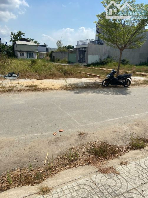 bán gấp lô đất kế bên dự án TRẦN ANH- 150M2- GẦN CHỢ MỸ HẠNH NAM - ĐỨC - 1