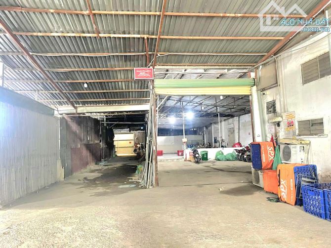 Cho thuê kho xưởng từ 300m2 cạnh bên Khu Chế Xuất Tân Thuận - 1