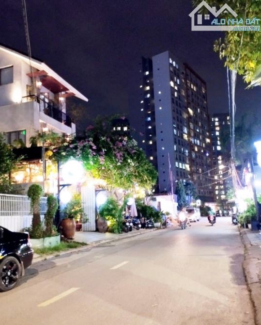 Hẻm Như Mt Nguyễn Duy Trinh-BTĐ-ngộp Bank -210m(10x21)nhỉnh 29T, xây cao tag, vuog vức - 1