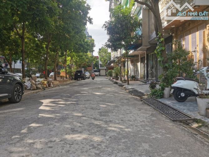 Bán gấp LK TĐC XUÂN PHƯƠNG, NHỔN, 85m, 5T, Mt 6.5m, OTO, T. Máy, Kinh Doanh, Giá 19 tỷ - 2