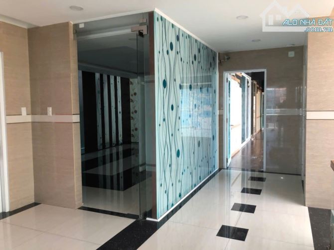 VIP Tòa Nhà Bùi Thị Xuân P2 Quận Tân Bình, DT:10x20m, Hầm 5 Tầng, HĐT:120tr, Giá:39Tỷ - 2