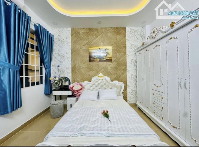 Chủ Thiện Chí Cần Bán Gấp Nhà Đào Trí,P.Phú Thuận,Quận 7,Giá:4,07Tỷ/65,8m2/ 1 Trệt 2 Lầu - 3