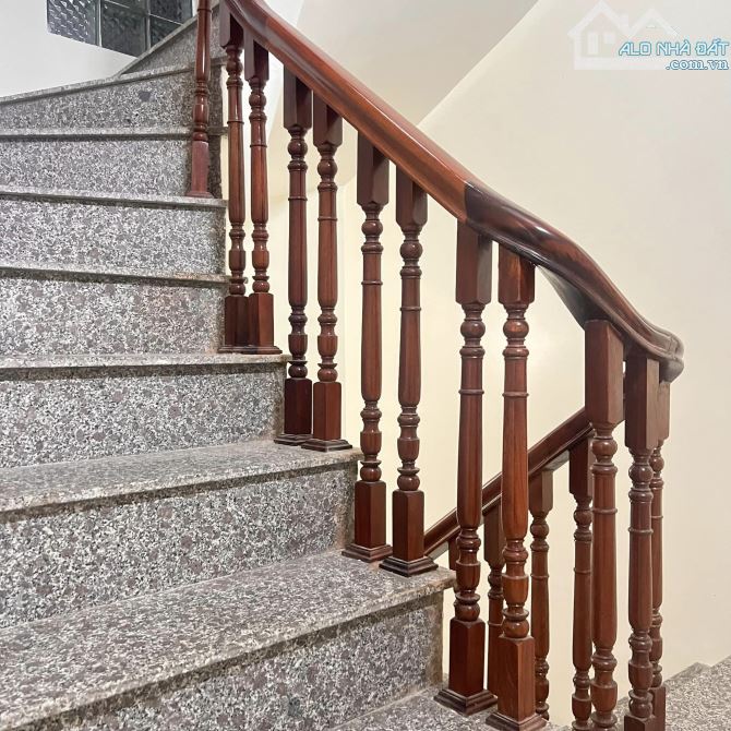 BÁN NHÀ MẶT PHỐ NGUYỄN HOÀNG - GẦN BX MỸ ĐÌNH, 70M2*5M*7T THANG MÁY, NHÀ ĐẸP Ở VÀ K.DOANH - 3