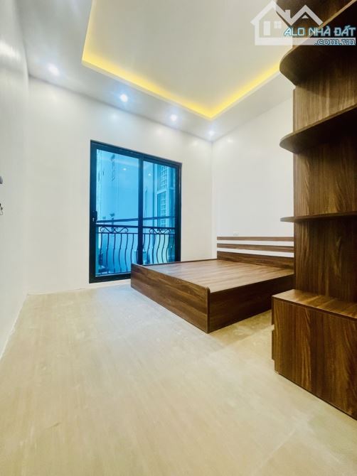 Thanh Xuân nhà đẹp 40m, ô tô đỗ cửa, gần hồ thoáng mát, chỉ 7tỷ86. - 3