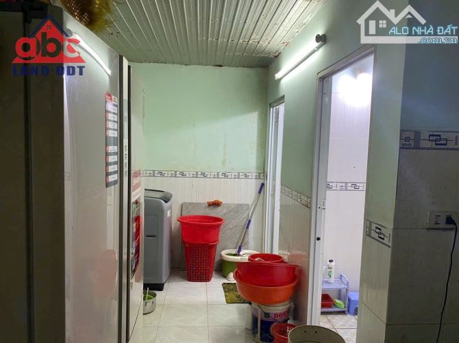 Bán Nhà cấp 4  gần KDC Phúc Hải, Phường Tân Phong 80m2 chỉ 1ty9 - 3