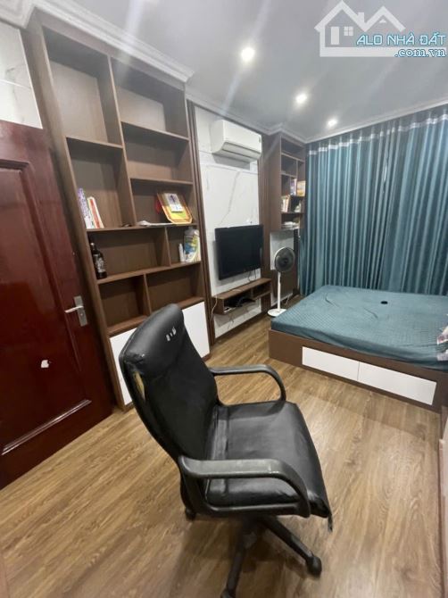 Kinh Doanh Khủng, Mặt Phố Lạc Long Quân, Vỉa Hè, 4 Làn xe, 54Mx7T, Thang Máy - 24.3TỶ - 5