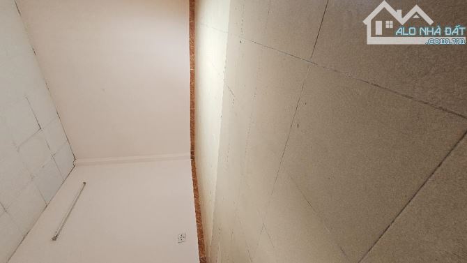 Chủ đi định cư , ủy quyền bán nhà 12 tỷ 4x15 , 2 Mặt tiền hẻm nhựa 8m CMT8 - 6
