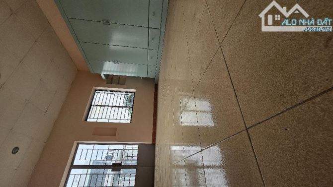 Chủ đi định cư , ủy quyền bán nhà 12 tỷ 4x15 , 2 Mặt tiền hẻm nhựa 8m CMT8 - 7