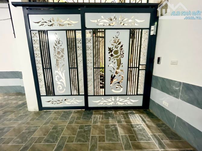 Bán nhà 5 tầng phố Nguyễn Trãi 90 m giá 11.5 tỷ - 9