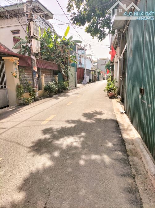 CHÍNH CHỦ BÁN MẢNH ĐẤT ĐẸP ĐÔNG DƯ GIA LÂM DT40M, ô tô VÀO ĐẤT GIÁ 3,8 TỶ