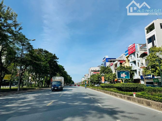 🏡 SIÊU PHẨM KINH DOANH - MẶT TIỀN ĐƯỜNG QL3 - TRUNG TÂM HUYỆN ĐÔNG ANH - 90m2  n