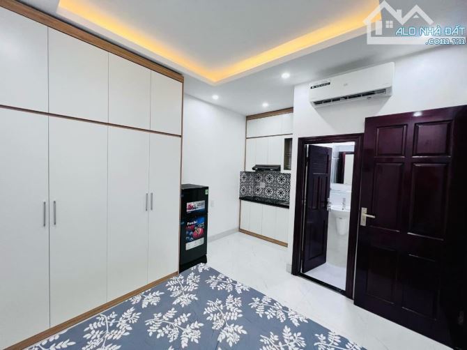 Bán chung cư mini tại Chùa Láng-Đống Đa, 43m2, 6 tầng, chỉ nhỉnh 8tỷ.