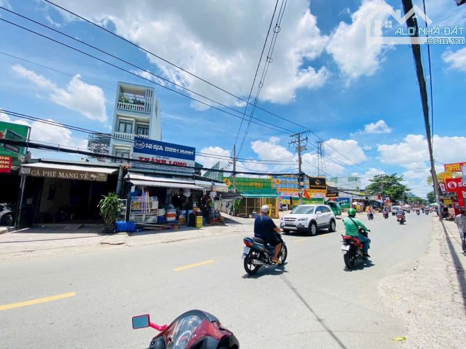 CHỦ CẦN TIỀN BÁN LỖ TRONG 1 TUẦN MT PHẠM VĂN CHIÊU DT:4X20M NHÀ 3 LẦU GIÁ:10.5 TỶ