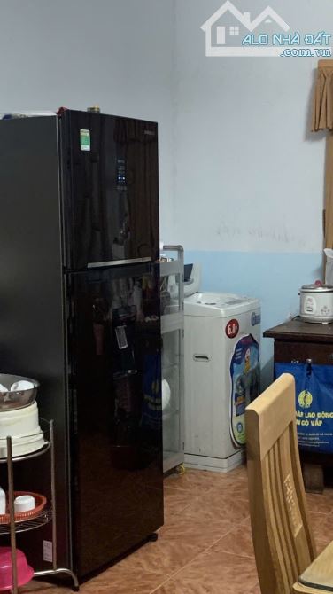Cần bán gấp nhà đường 20 P.long Thạnh Mỹ Q9,54m2,2 tầng giá 2,7 tỷ .
