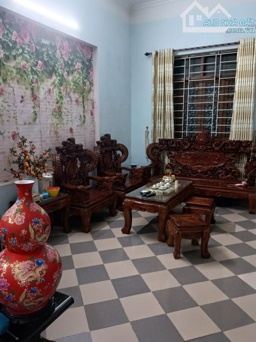 Bán nhà 2 tầng 86.8m2 tại phố Bình Hoà, phường Ninh Khánh, Ninh Bình