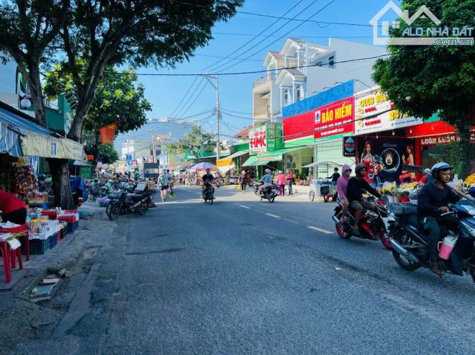 BÁN NHÀ MẶT TIỀN TRẦN THỊ CỜ 4X20M ĐÚC 3 TẤM GIÁ 8.1T