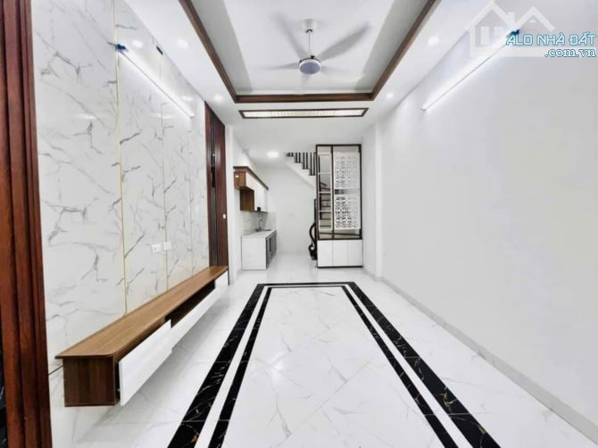 Siêu đẹp nhà Tây Mỗ, Nam Từ Liêm xây 5 Tầng, 3P Ngủ, chỉ 30m ô tô đỗ nhỉnh 4 tỷ - 1