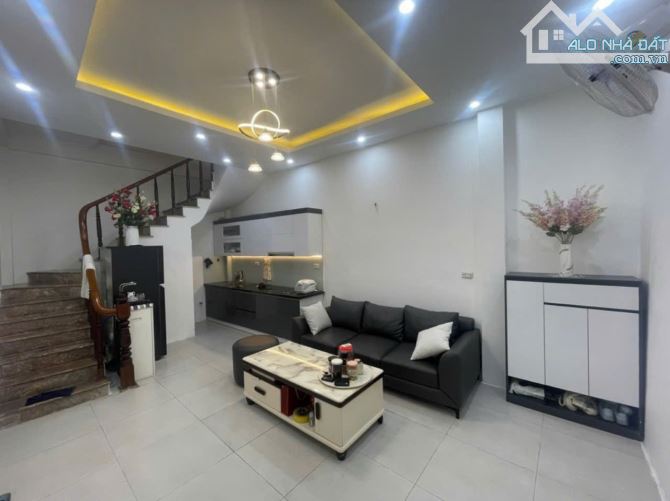 🏡 KIM NGƯU 4 TỶ -  VÀI BƯỚC RA MẶT PHỐ - SỔ ĐỎ VUÔNG VẮN - 1