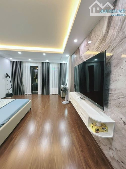 Siêu phẩm nhà Ngọc Lâm, Long Biên 52m2, 6 tầng, lô góc, gara, thang máy, full nội thất. - 1