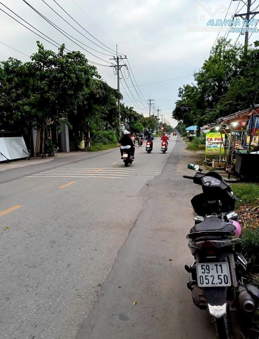 Đất MT kinh doanh ở TT. Củ Chi, DT : 157m2 thổ cư - bán giá 1ty100tr. Sổ Hồng Riêng - 1