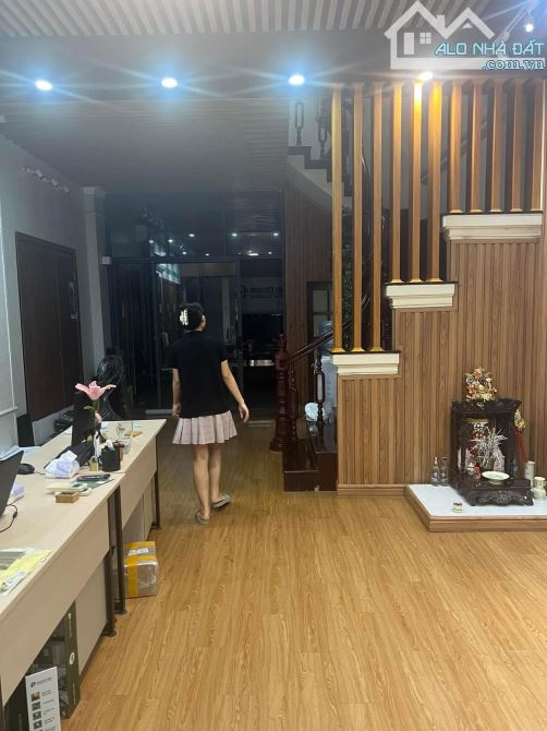Bán nhà đẹp Kim Giang, Hoàng Mai. DT65m, 5 tầng, MT6m3 Giá 17 tỷ Ngõ ô tô tránh - 1