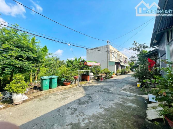 CHỦ BÁN LÔ ĐẤT 5X21M, ĐƯỜNG LÊ VĂN LƯƠNG, HẺM XE HƠI, XÂY TỰ DO, GIÁ 2 TỶ 990 - 1