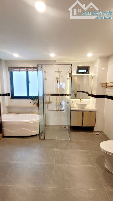 🏠 SIÊU VIP 5 TẦNG MỚI ĐẸP ( THANG MÁY) FULL NỘI THẤT CAO CẤP - CÁCH ĐƯỜNG THỐNG NHẤT 30 - 1