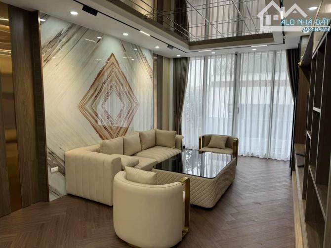 Mặt đường Sơn Đồng 44,3M 5 Tầng, Gara ô tô, Thang Máy, view hồ - 2