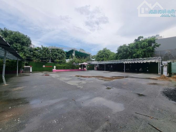 Biệt thự mặt tiền 6100m2 thổ cư. Nội thất gỗ xa hoa hiện đại - 2