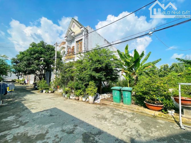 CHỦ BÁN LÔ ĐẤT 5X21M, ĐƯỜNG LÊ VĂN LƯƠNG, HẺM XE HƠI, XÂY TỰ DO, GIÁ 2 TỶ 990 - 2