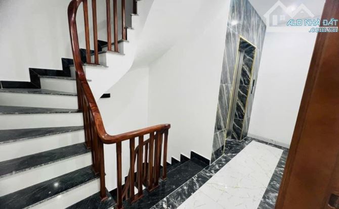 Bán Nhà Phân Lô kinh Doanh , Ô Tô Tránh , 5 Tầng Thang Máy, 45m2 , Nhà Mới, Giá 11tyxx - 1